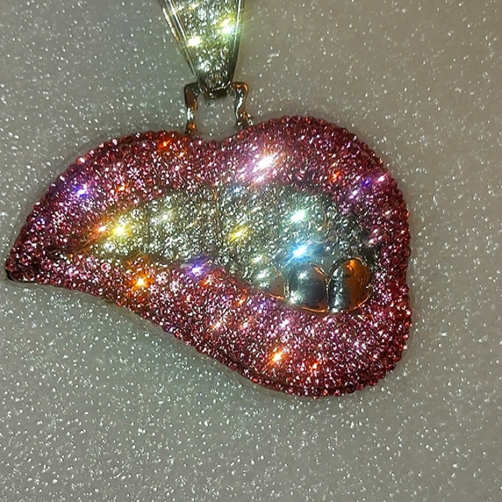 COPY - Unisex  Jewelry iced out sexy biting lip pendant